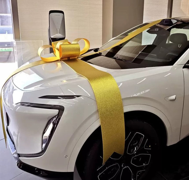 Gold Car Delivery Bow Ribbons for Showrooms