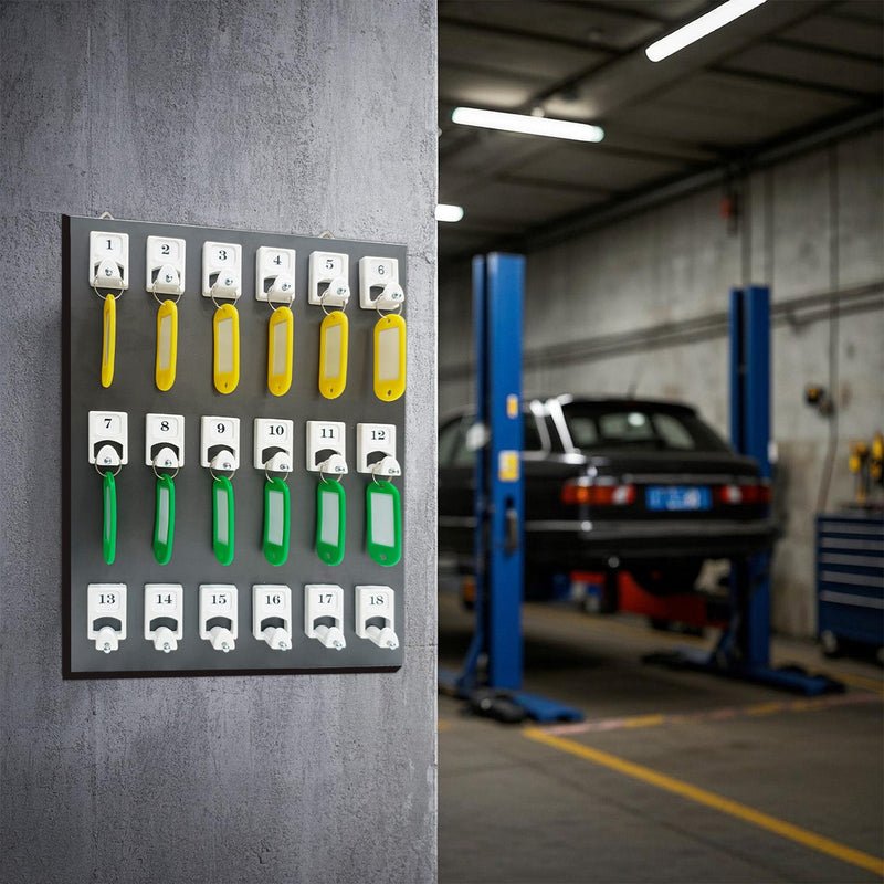 18 Hook Wall Mounted Key Rack Board